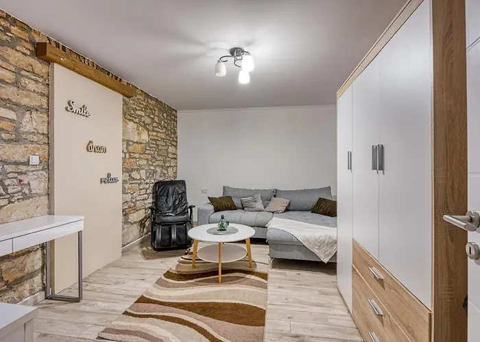 Alice Close To Centre - Happy Appartement