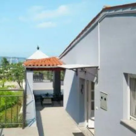 Alice - Lovely Terrace & Garage - Happy Pula