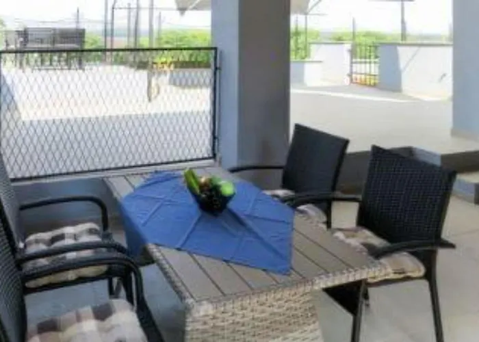 Apartment Alice Close To Centre - Happy