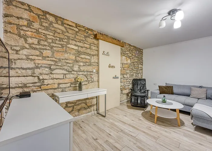 Apartment Alice Close To Centre - Happy