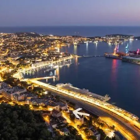 Alice Close To Centre - Happy דירה פולה